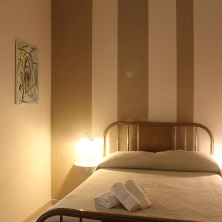 Bed and Breakfast Donna Melina Mileto Екстер'єр фото