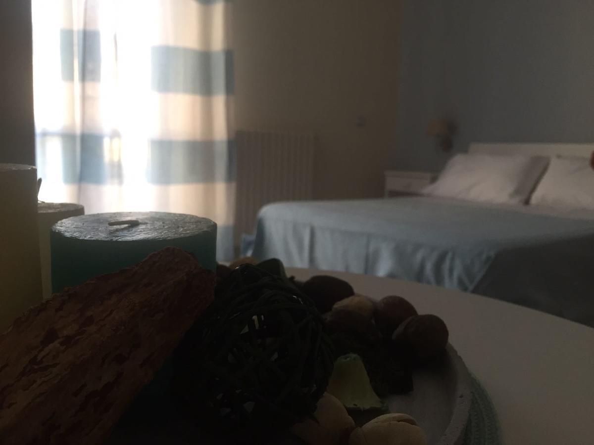 Bed and Breakfast Donna Melina Mileto Екстер'єр фото