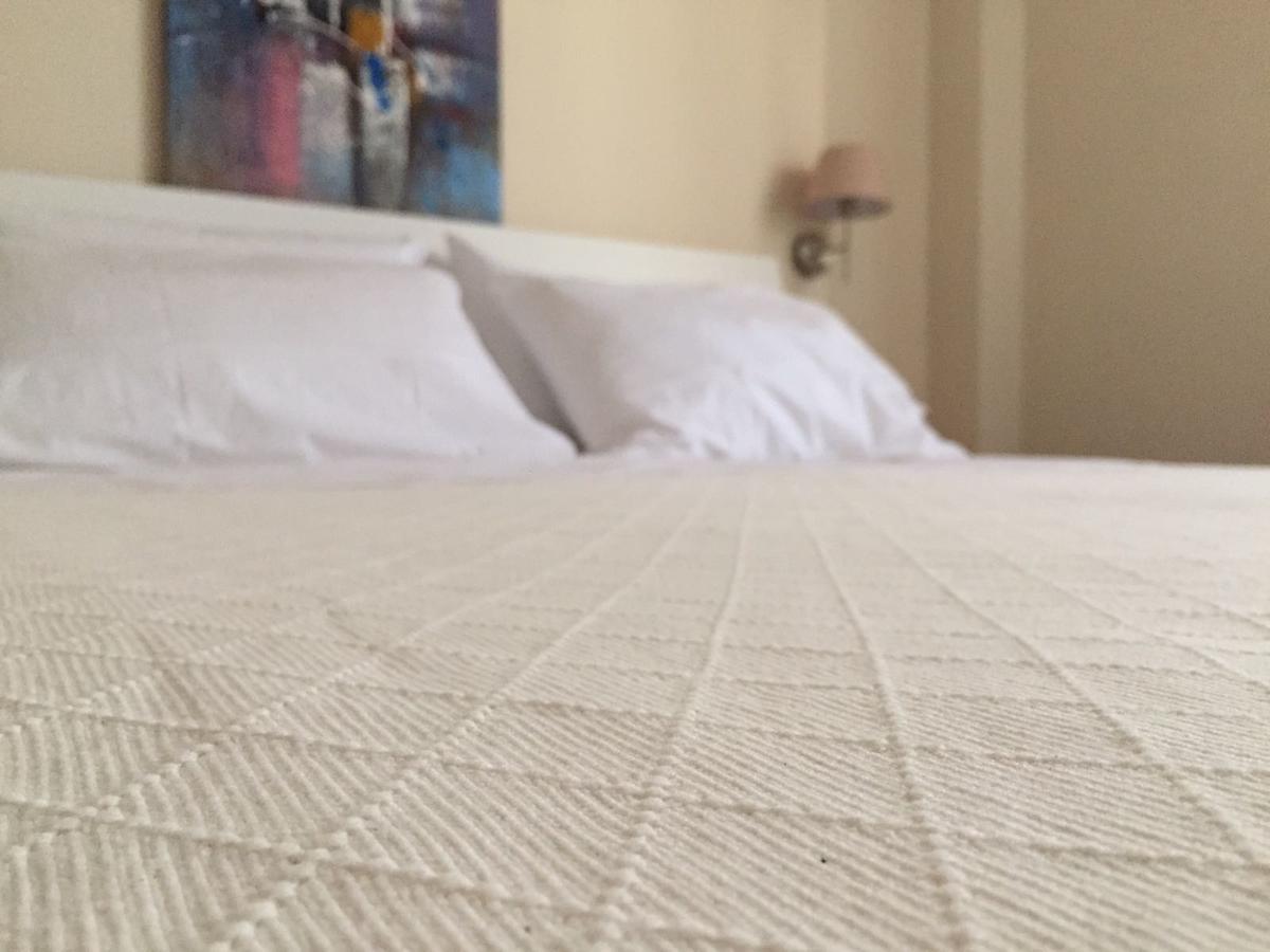 Bed and Breakfast Donna Melina Mileto Екстер'єр фото